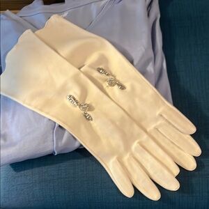 HANSEN EVENING GLOVES W RHINESTONES